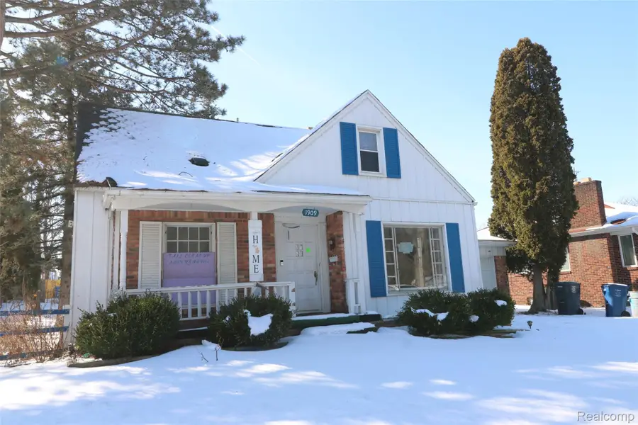 1909 Welch Boulevard, Flint, MI 48504 - #2