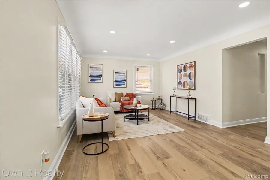 15574 Fox, Redford, MI 48239 - #3