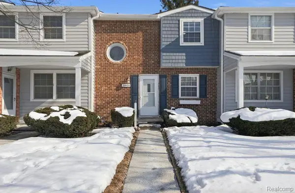 24624 Olde Orchard Street #121, Novi, MI 48375