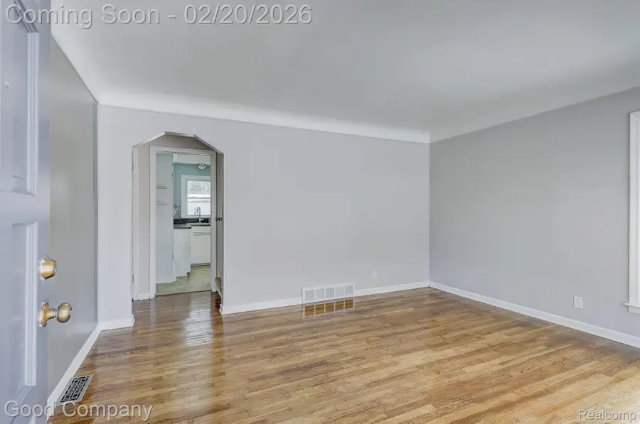 24800 Republic Avenue, Oak Park, MI 48237 - #3