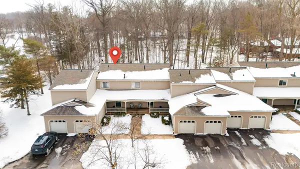 1244 Zimmer Place, Williamston, MI 48895