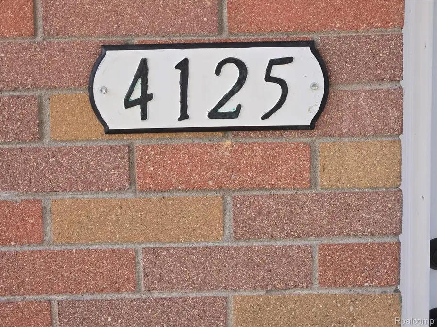 4125 Fifth Street, Newport, MI 48166 - #3