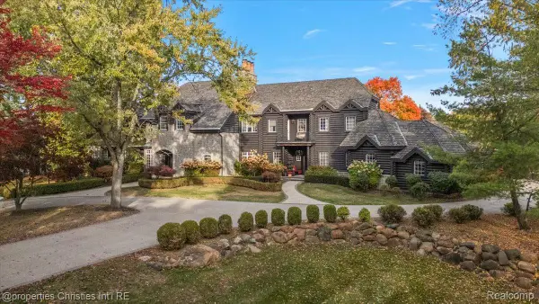 3701 Northwood, WestBloomfield, MI 48324