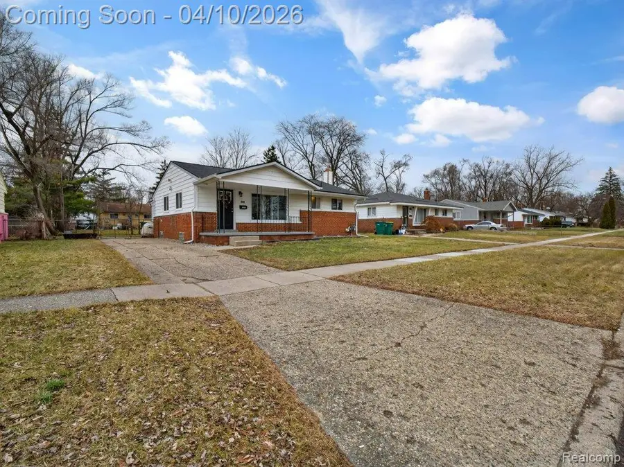 880 Nash Avenue, Ypsilanti, MI 48198 - #2