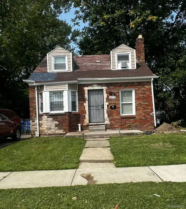 8279 Greenlawn Street, Detroit, MI 48204