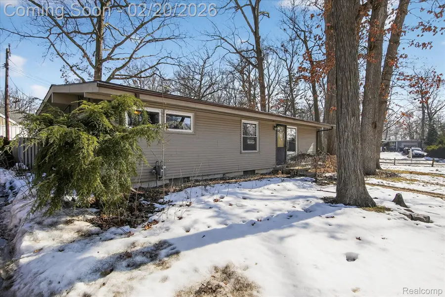 2344 S Circle Drive, Ann Arbor, MI 48103 - #2