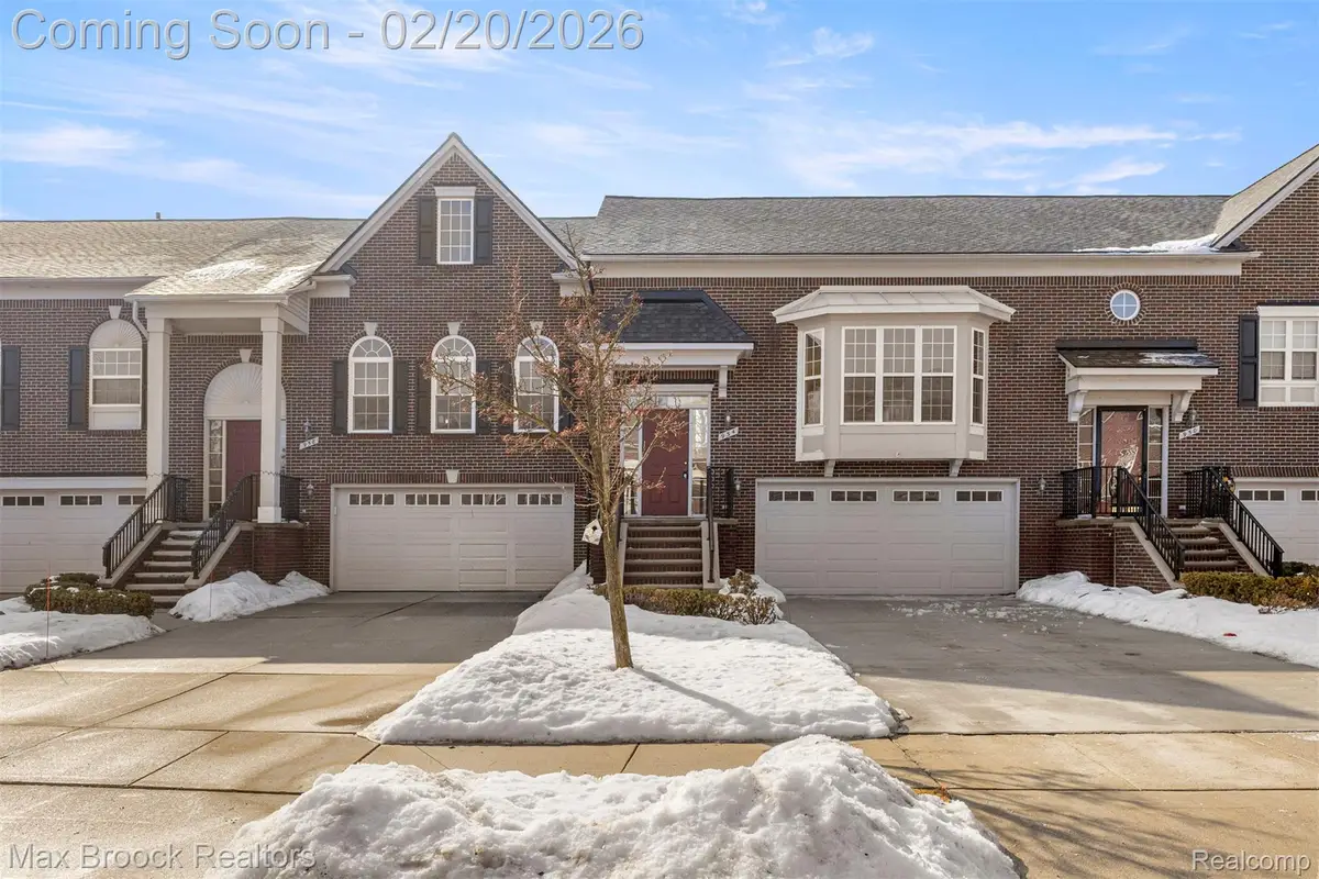 954 Sandalwood Drive, Troy, MI 48085 - #1