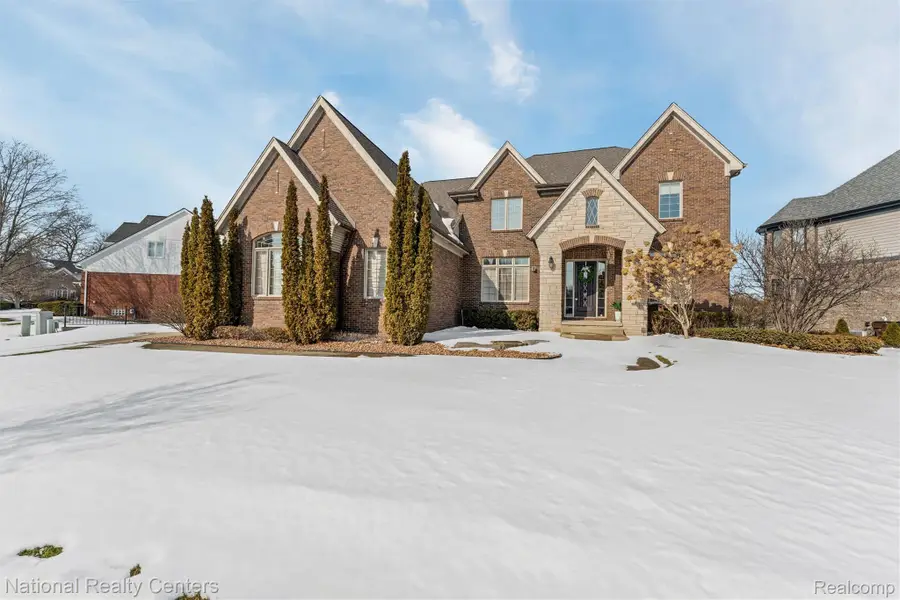 54381 Pelican Lane, Shelby, MI 48315 - #2