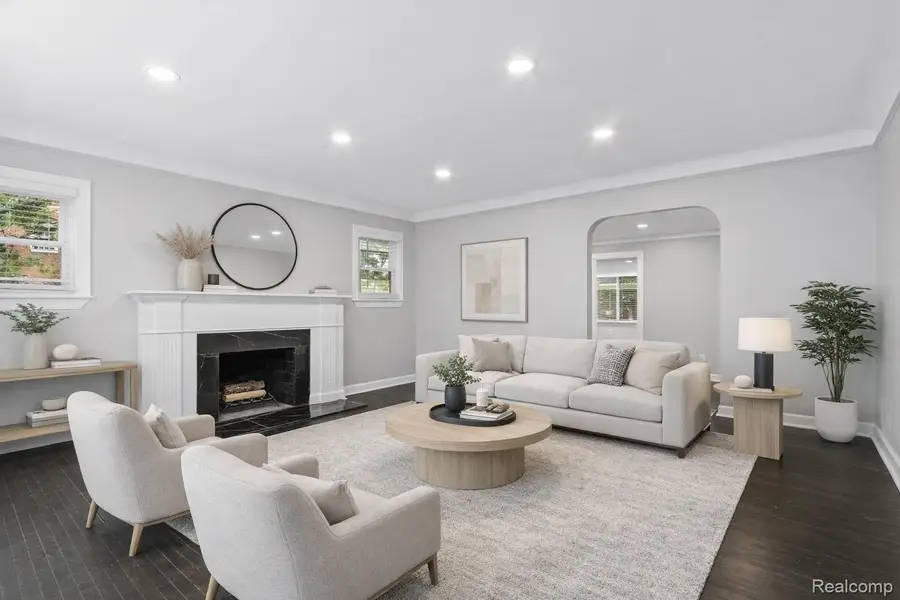 18903 Pinehurst Street, Detroit, MI 48221 - #3