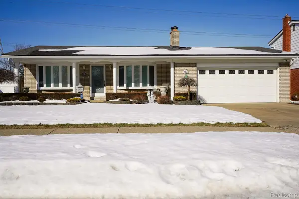 11191 Canterbury Drive, Warren, MI 48093