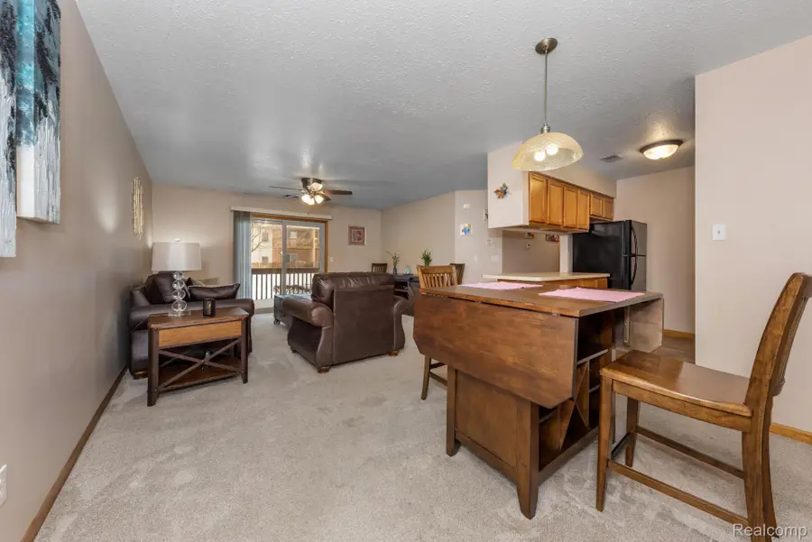 9624 Sawgrass Court, Belleville, MI 48111 - #3