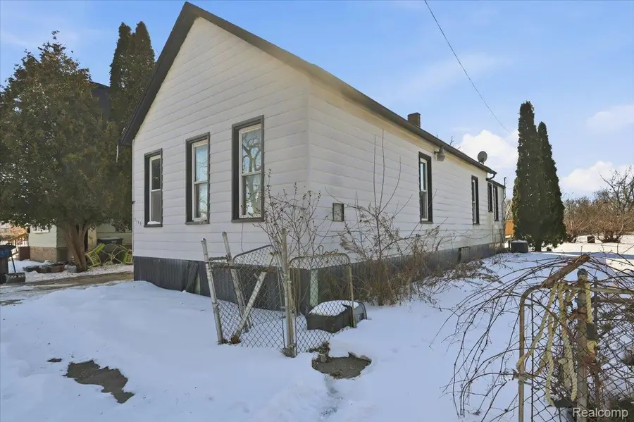 2745 Vermont St, Detroit, MI 48216 - #3