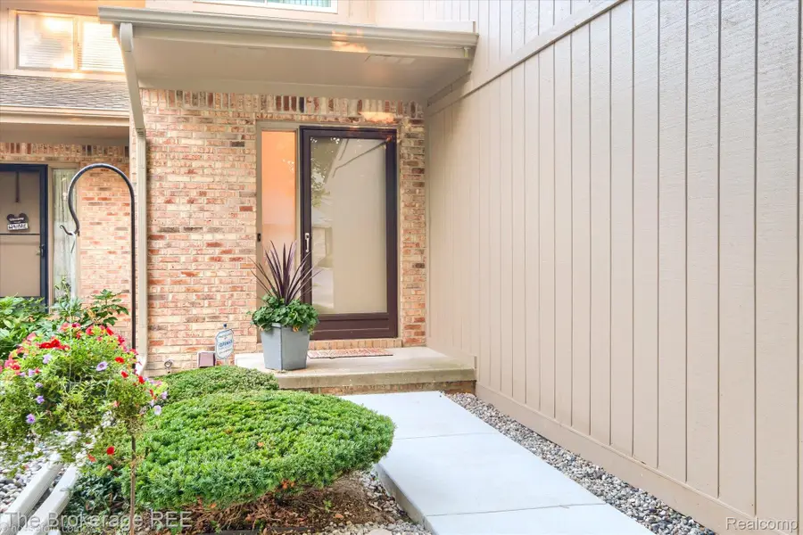 7912 Meadow Drive #81, Waterford, MI 48329 - #3