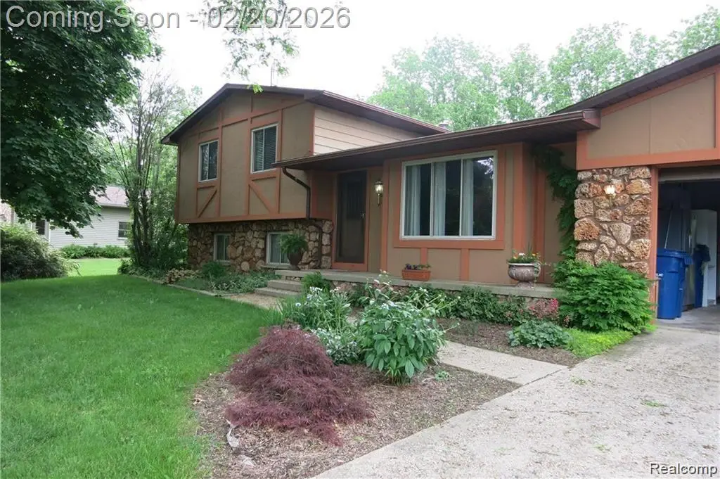 9184 Chesterfield Drive, Swartz Creek, MI 48473 - #1