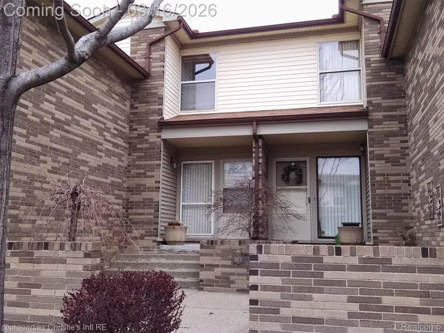 1927 Pembridge, Detroit, MI 48207 - #3