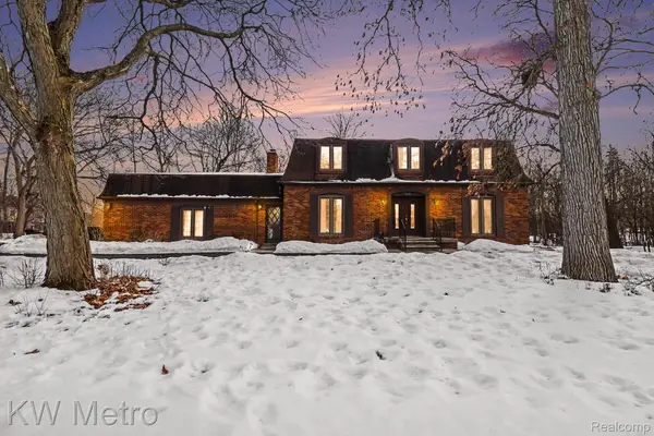 5865 Dunmore Court, WestBloomfield, MI 48322