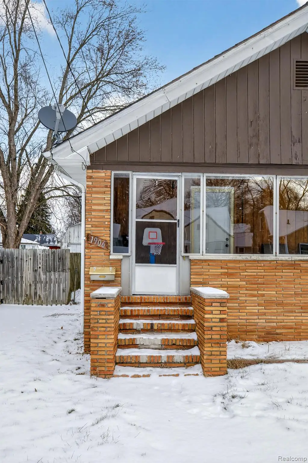 1906 Allegan Street, Saginaw, MI 48602 - #1