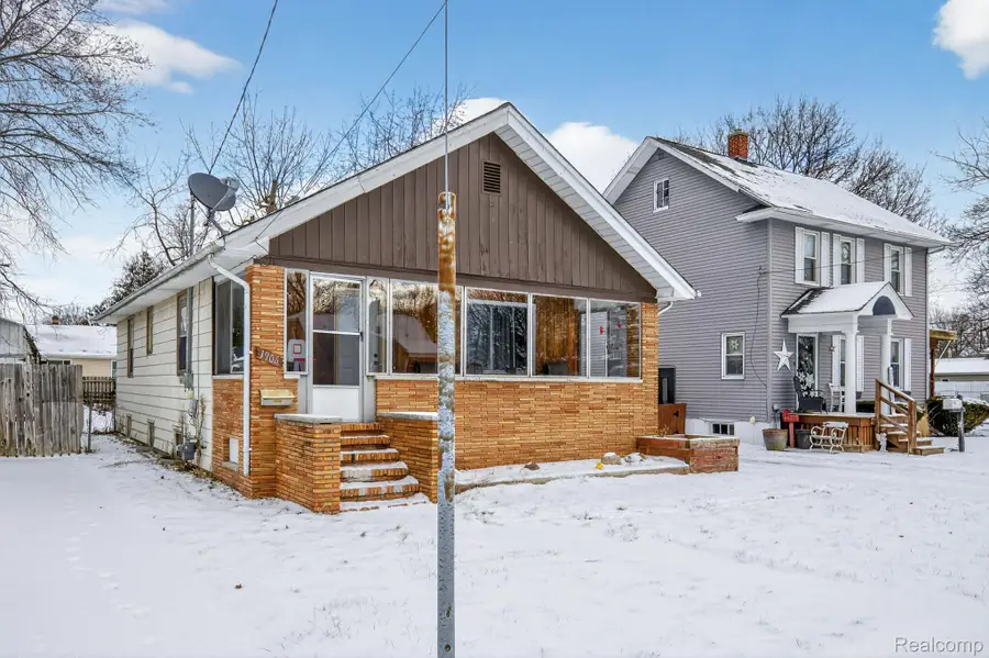 1906 Allegan Street, Saginaw, MI 48602 - #2