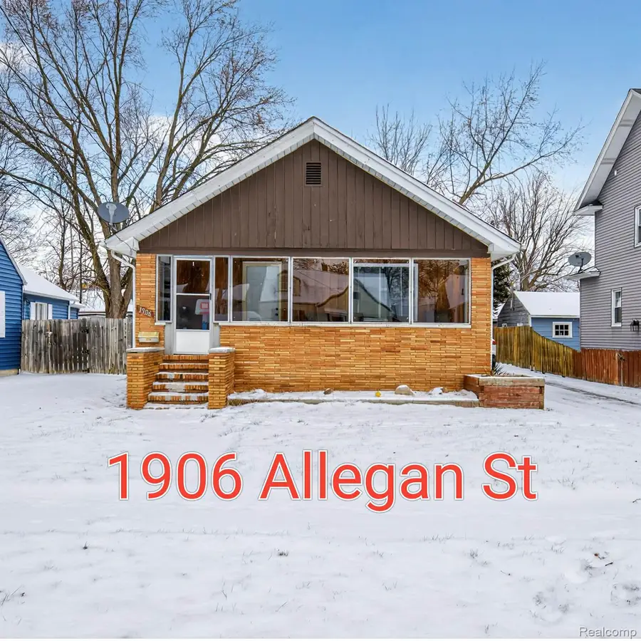 1906 Allegan Street, Saginaw, MI 48602 - #3