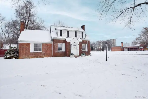 17228 Dorset Avenue, Southfield, MI 48075