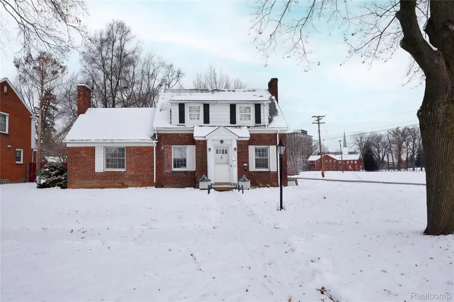 17228 Dorset Avenue, Southfield, MI 48075 - #2