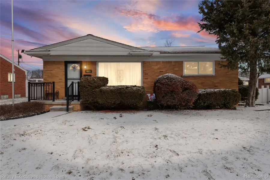 4611 E 13 Mile Road, Warren, MI 48092 - #2