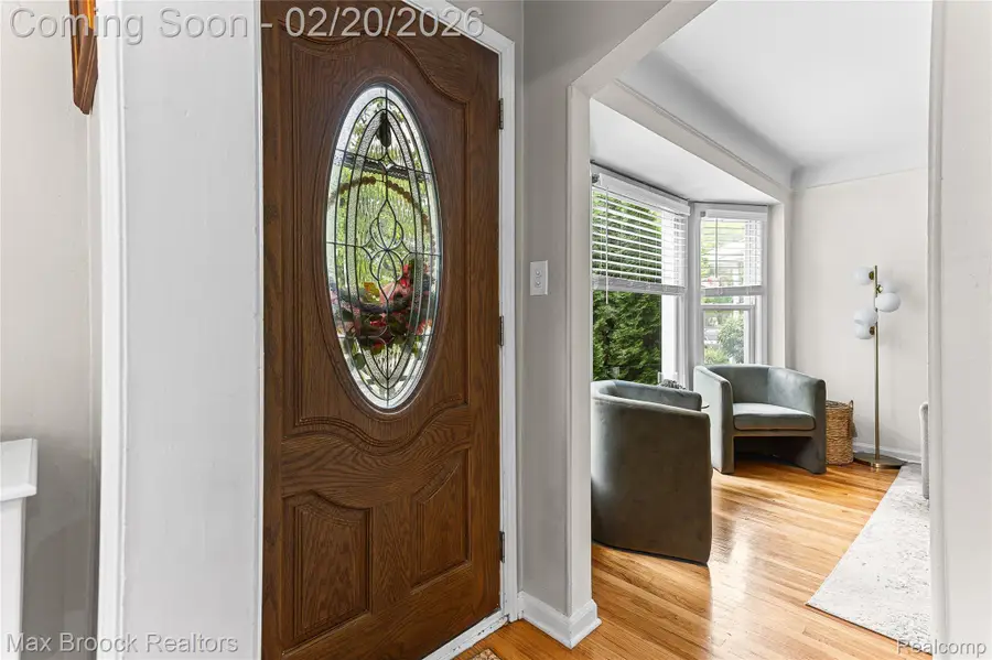 8098 Winona Avenue, Allen Park, MI 48101 - #3