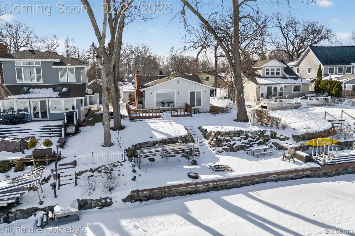 6832 Brightwood Court, Waterford, MI 48327 - #1