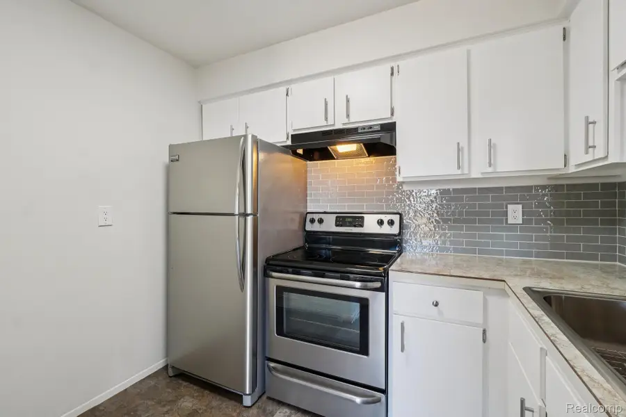 51288 Johns Drive #7, Chesterfield, MI 48047 - #3