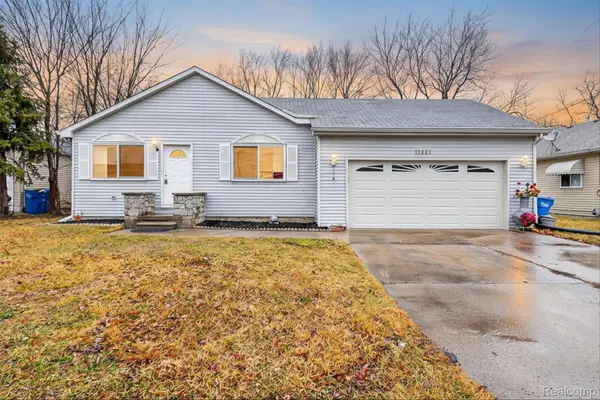 11441 Kaltz Avenue, Warren, MI 48089