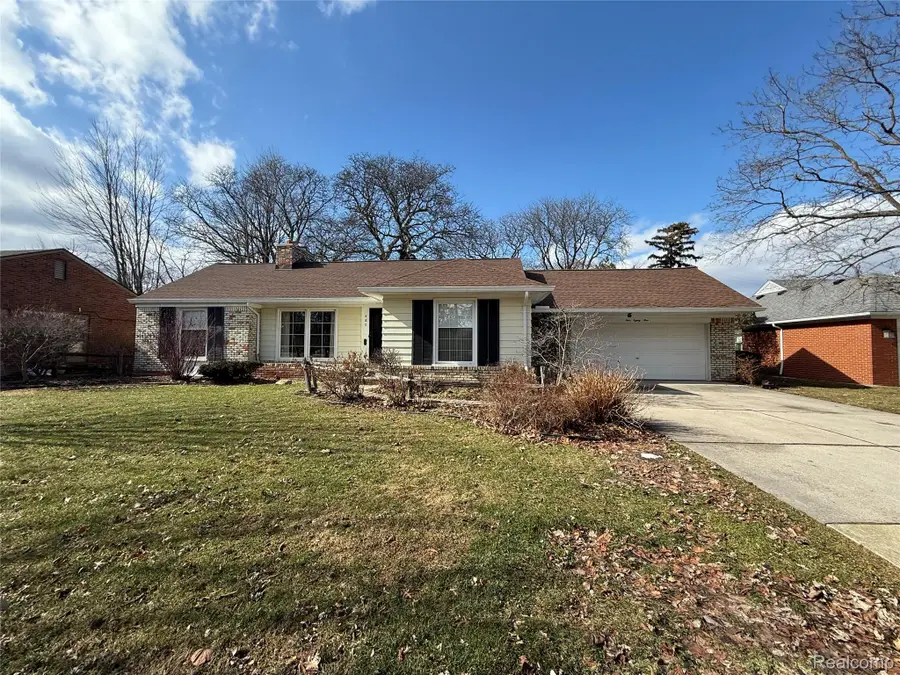 489 Chalfonte Avenue, Grosse Pointe Farms, MI 48236 - #2