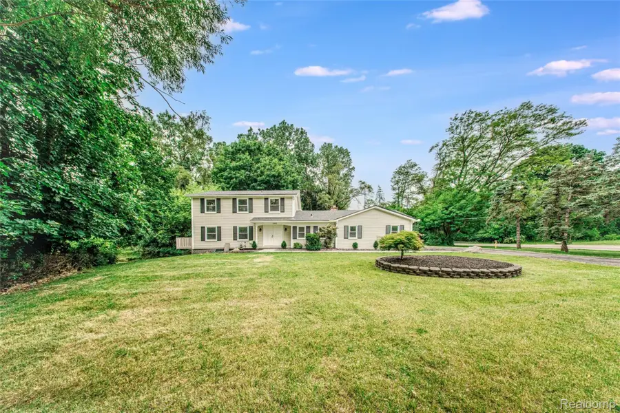 21993 Riverview Drive, Southfield, MI 48025 - #2