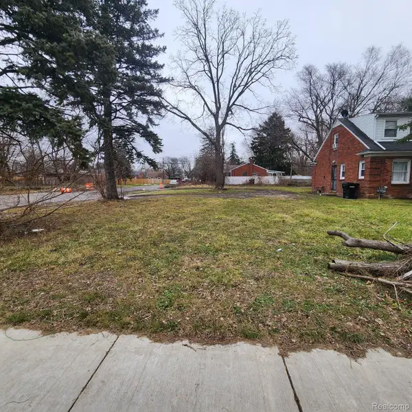 15778 Southfield Freeway, Detroit, MI 48223
