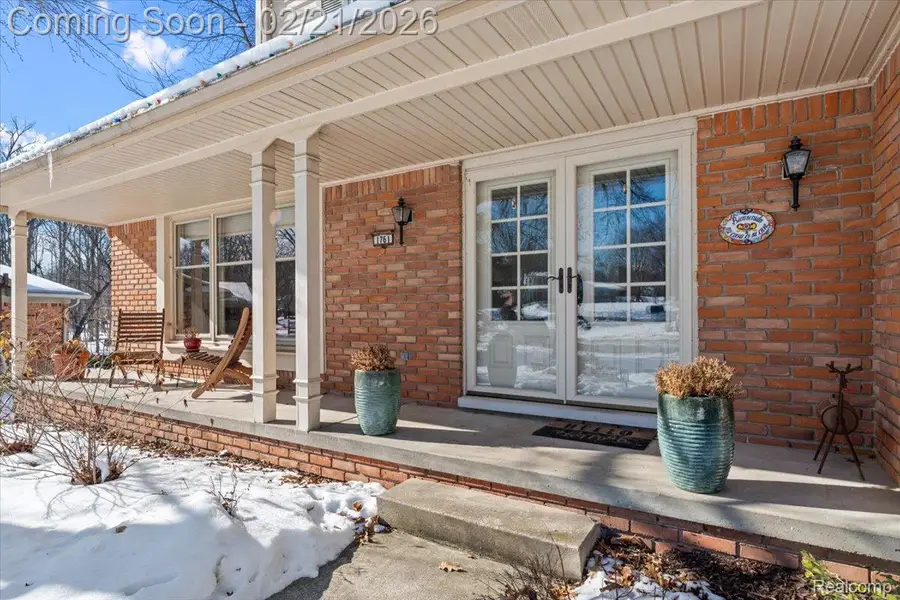 1761 Oakstone Drive, Rochester Hills, MI 48309 - #3