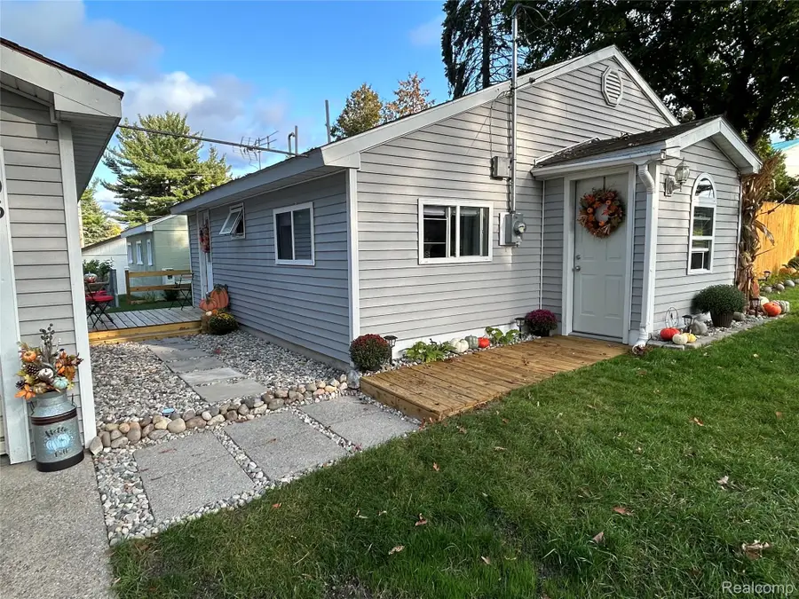 106 Tin Pan Alley, Houghton Lake, MI 48629 - #3