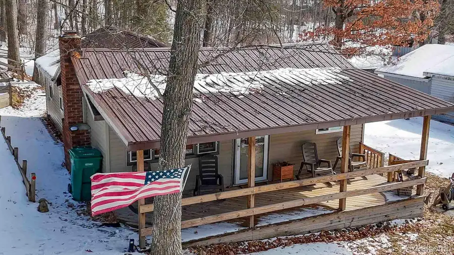 4712 Poplar Drive, Harrison, MI 48625 - #3