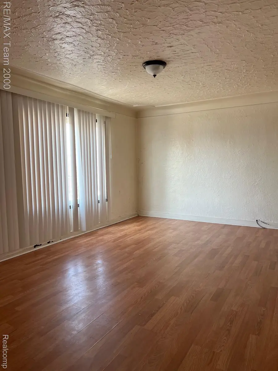 6406 Mead Street, Dearborn, MI 48126 - #3