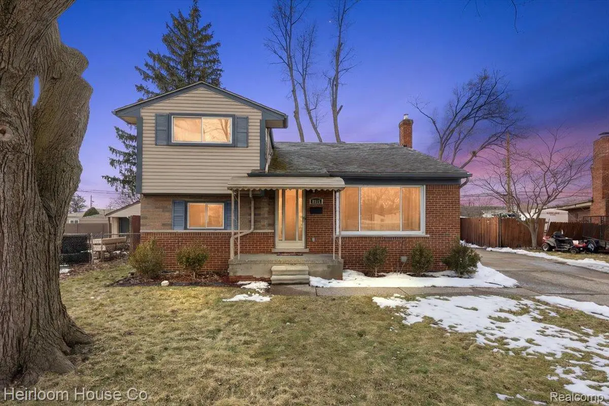 8915 Sioux, Redford, MI 48239 - #1