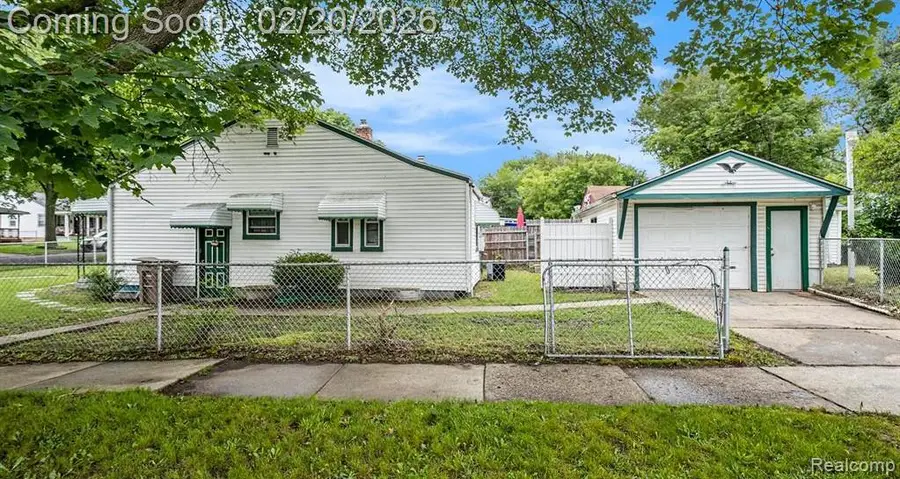 180 W Rutgers Avenue, Pontiac, MI 48340 - #3