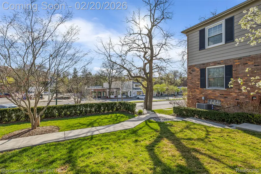 551 N Old Woodward Avenue, Birmingham, MI 48009 - #2