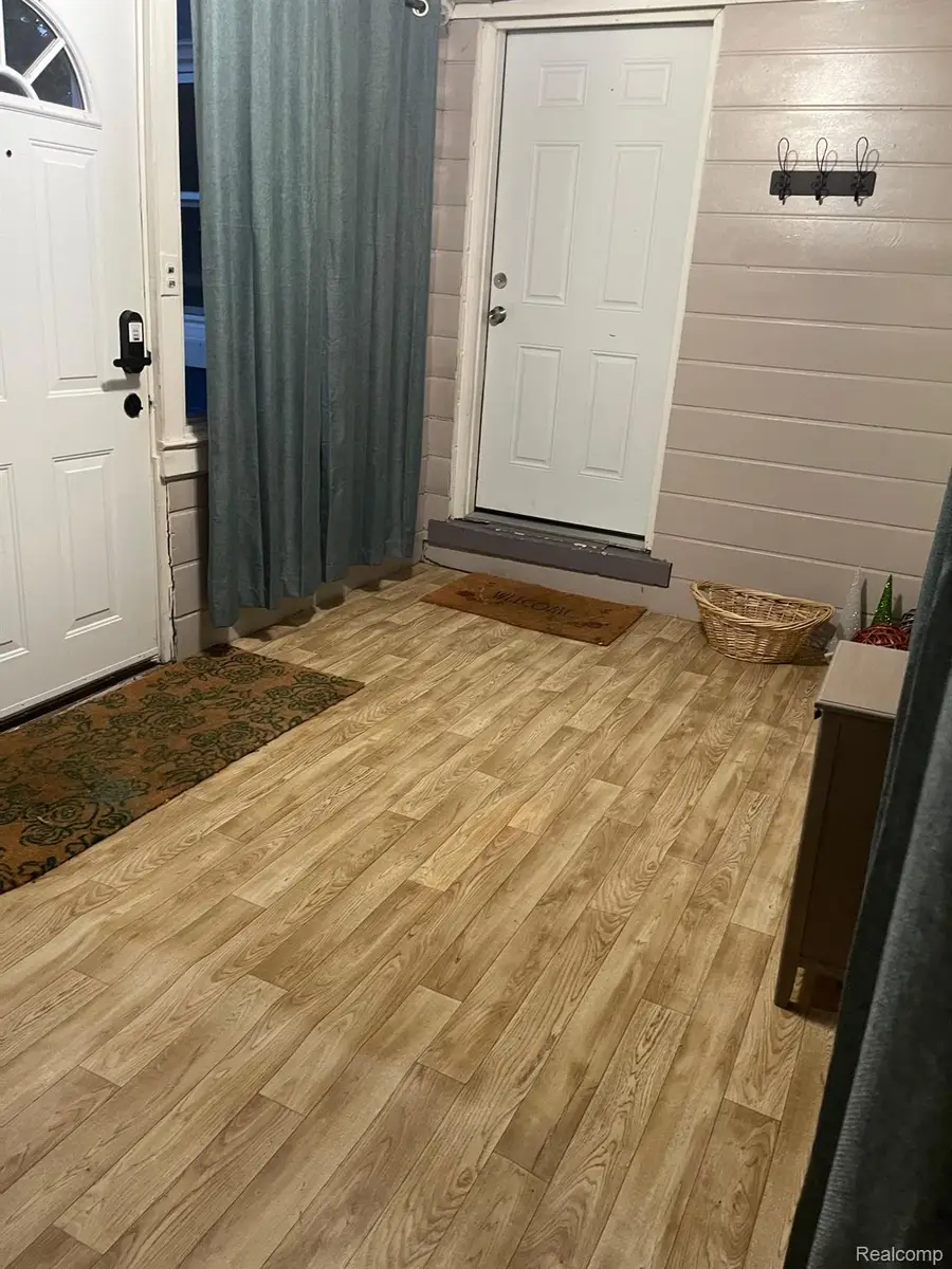 23050 Norfolk Street, Detroit, MI 48219 - #2