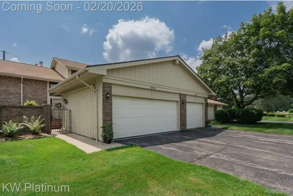 2959 Meadowbrook Drive, RochesterHills, MI 48309