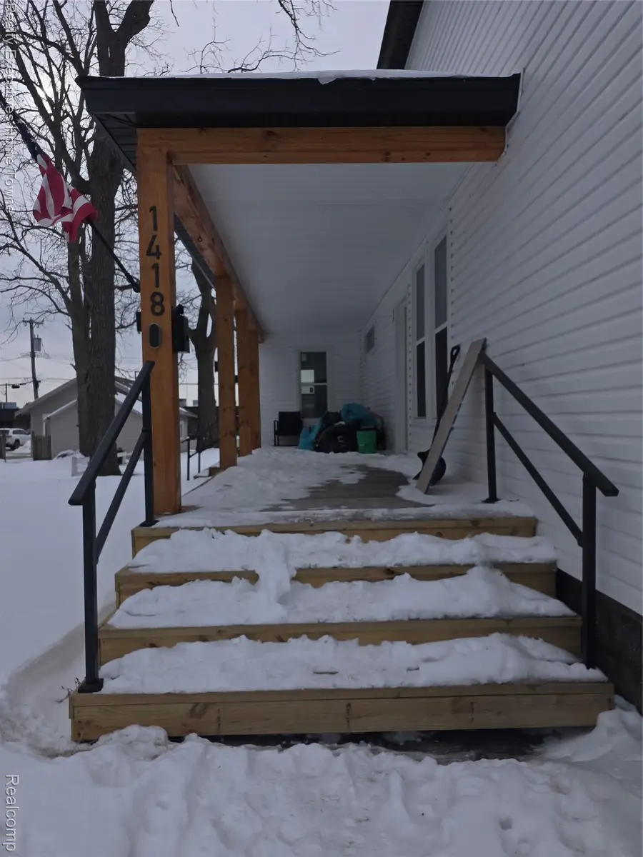 1418 Stanton Street, Port Huron, MI 48060 - #2