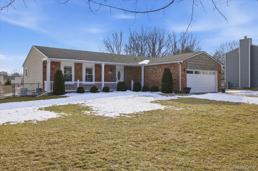 6042 Barker Avenue, Waterford, MI 48329 - #2