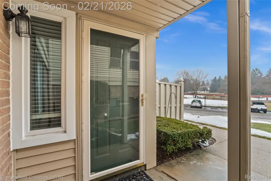 19106 Northridge Drive, Northville, MI 48167 - #3