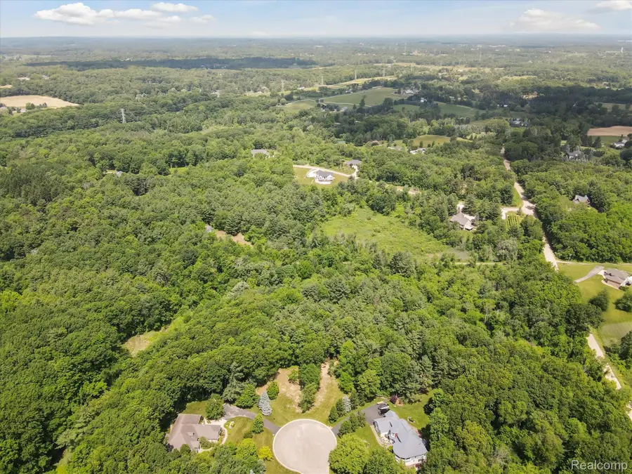 5 Donna, Dryden, MI 48428 - #2