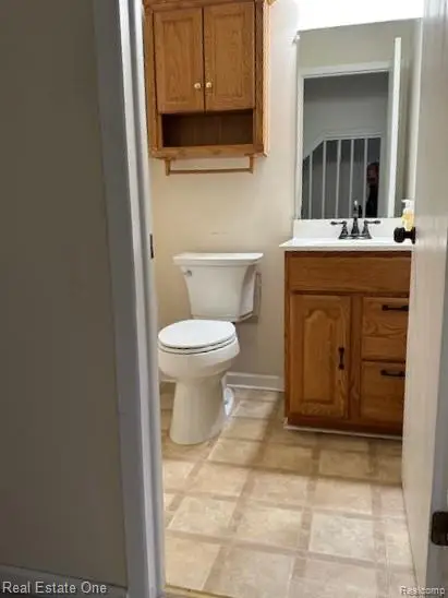 942 Hogarth Avenue, Waterford, MI 48328 - #3