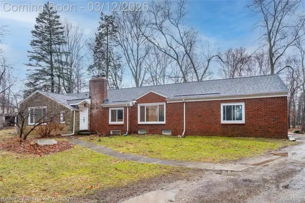 34600 Freedom Road, Farmington, MI 48334