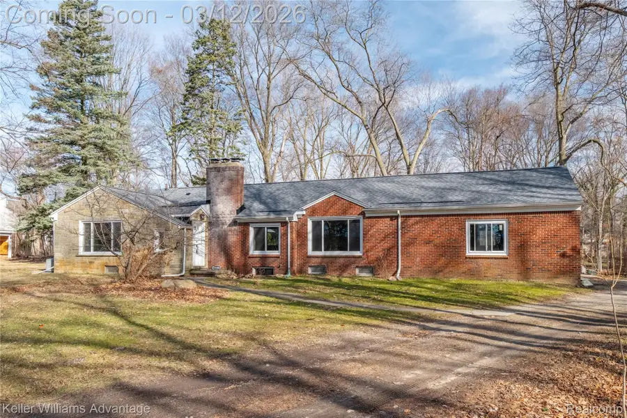 34600 Freedom Road, Farmington, MI 48334 - #3