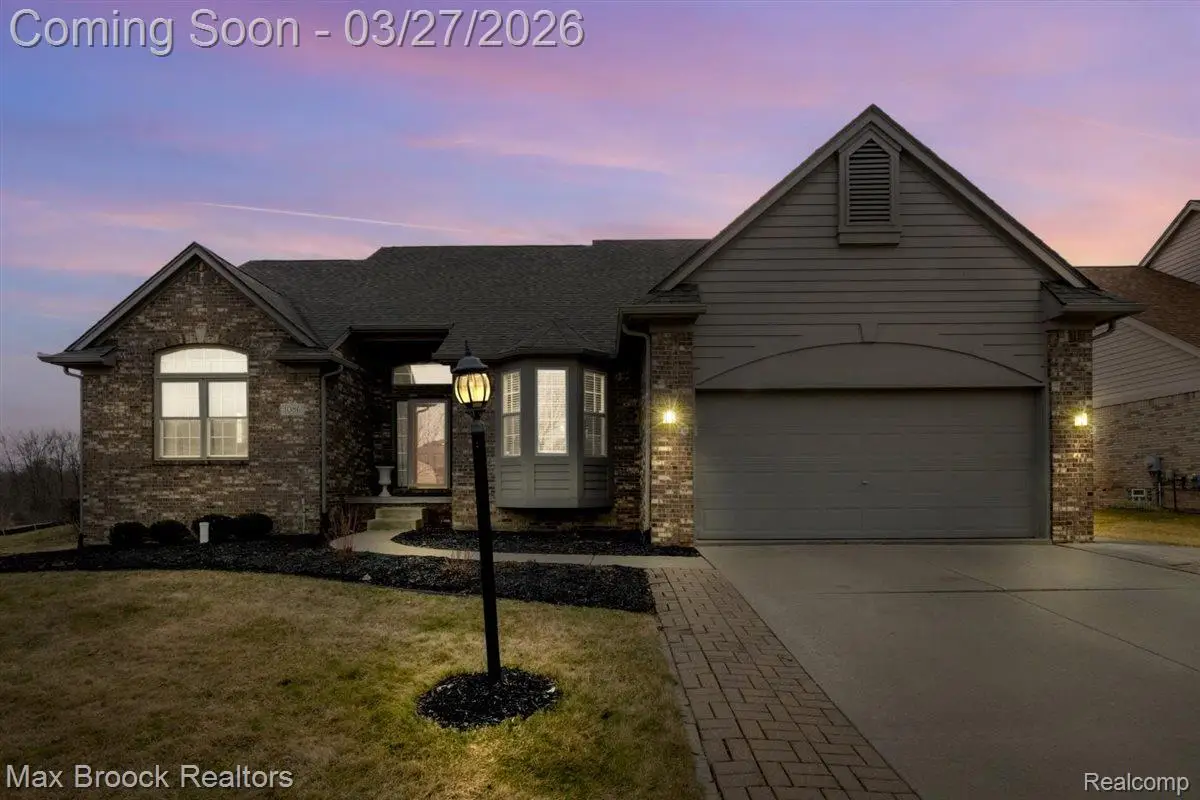 1086 Williamson Circle, Pontiac, MI 48340 - #1